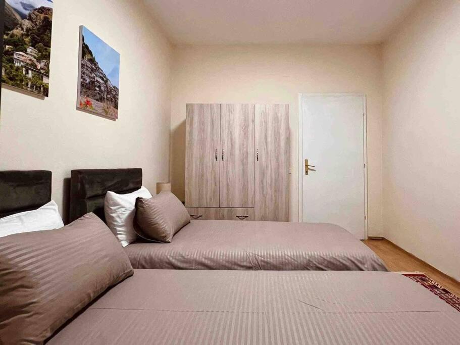 Zarlett House, Pazari Ri ,Villa With Garden,Parking Тирана Екстер'єр фото
