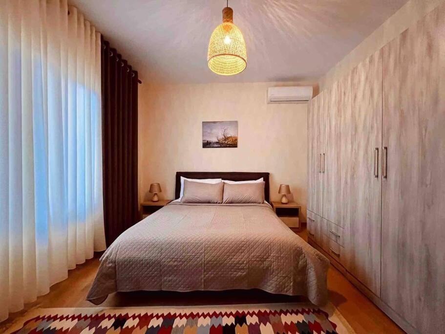 Zarlett House, Pazari Ri ,Villa With Garden,Parking Тирана Екстер'єр фото